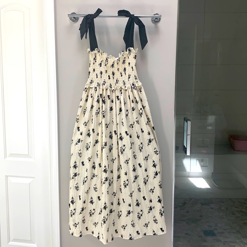 Black and cream floral, smocked maxi dress, shein medium
